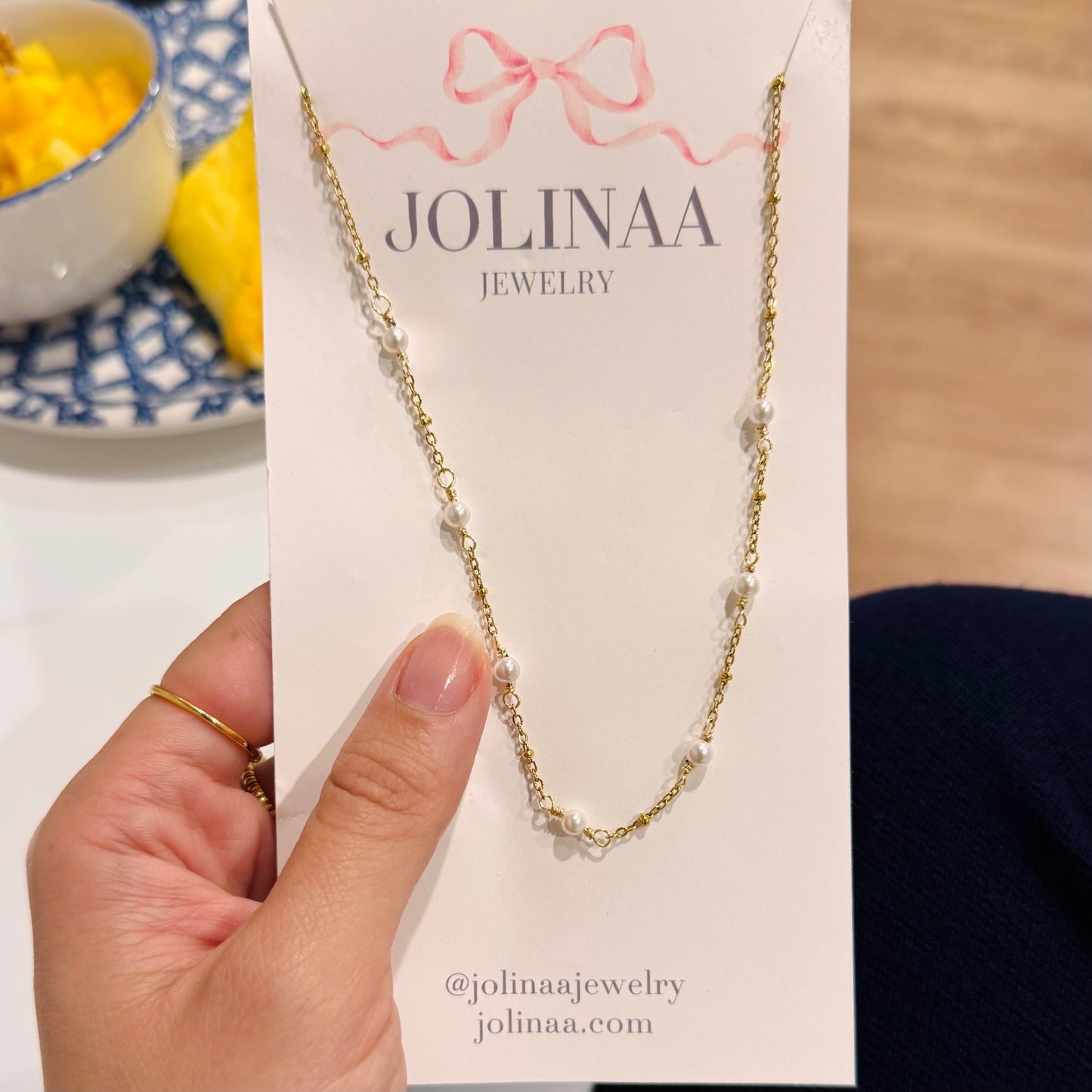 Mini Pearls Necklace